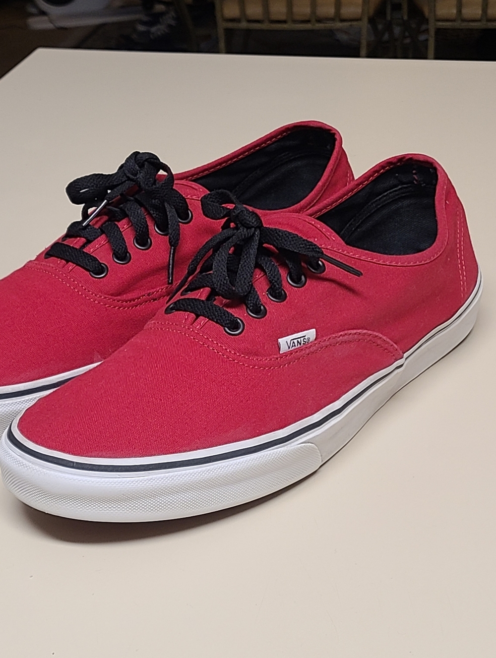 Vans Authentic casual low top skateboard sneakers size 13